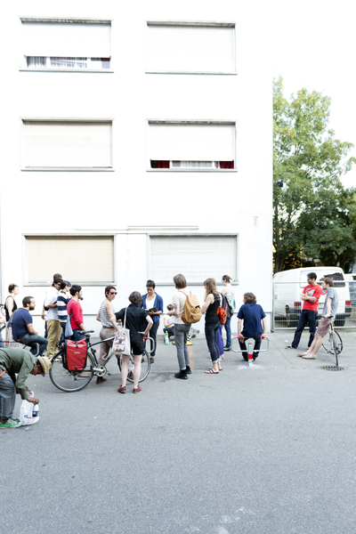 Sarah Bernauer and Garrett Nelson: Performative Lecture No.8: EAT
HERE BLINK BLINK PART II