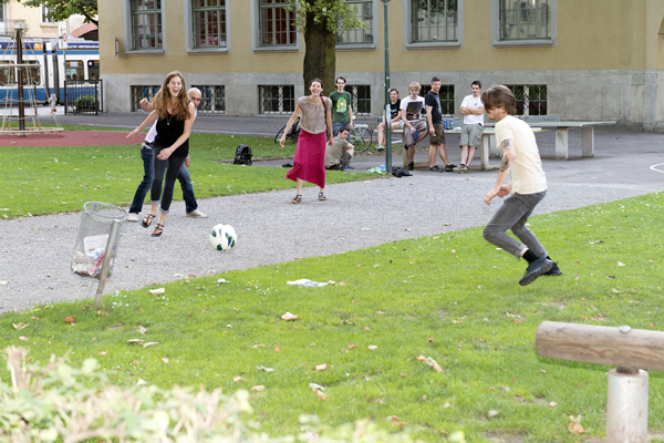 Navid Tschopp, ZHdK or Kunsthof Häuserball Tournament