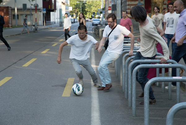 Navid Tschopp, ZHdK or Kunsthof Häuserball Tournament